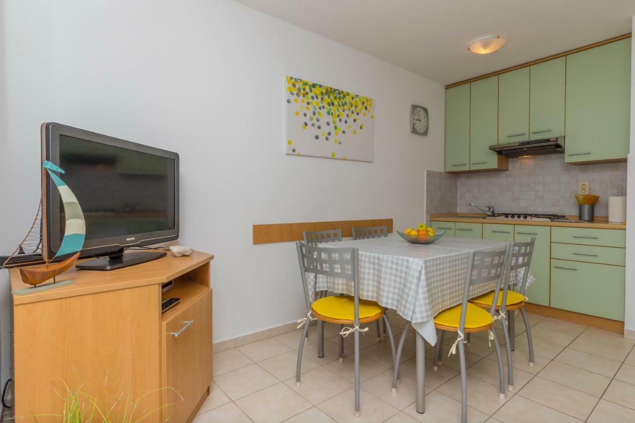 Ferienwohnung Apartman Emma Dramalj Exterior foto